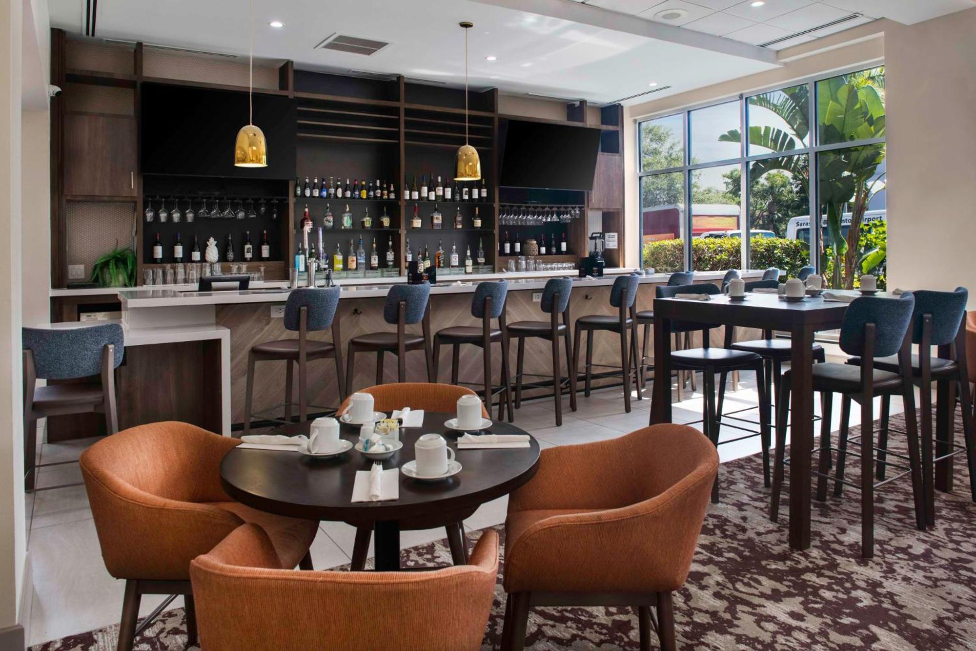 Hilton Garden Inn Sarasota-Bradenton Airport Exterior photo