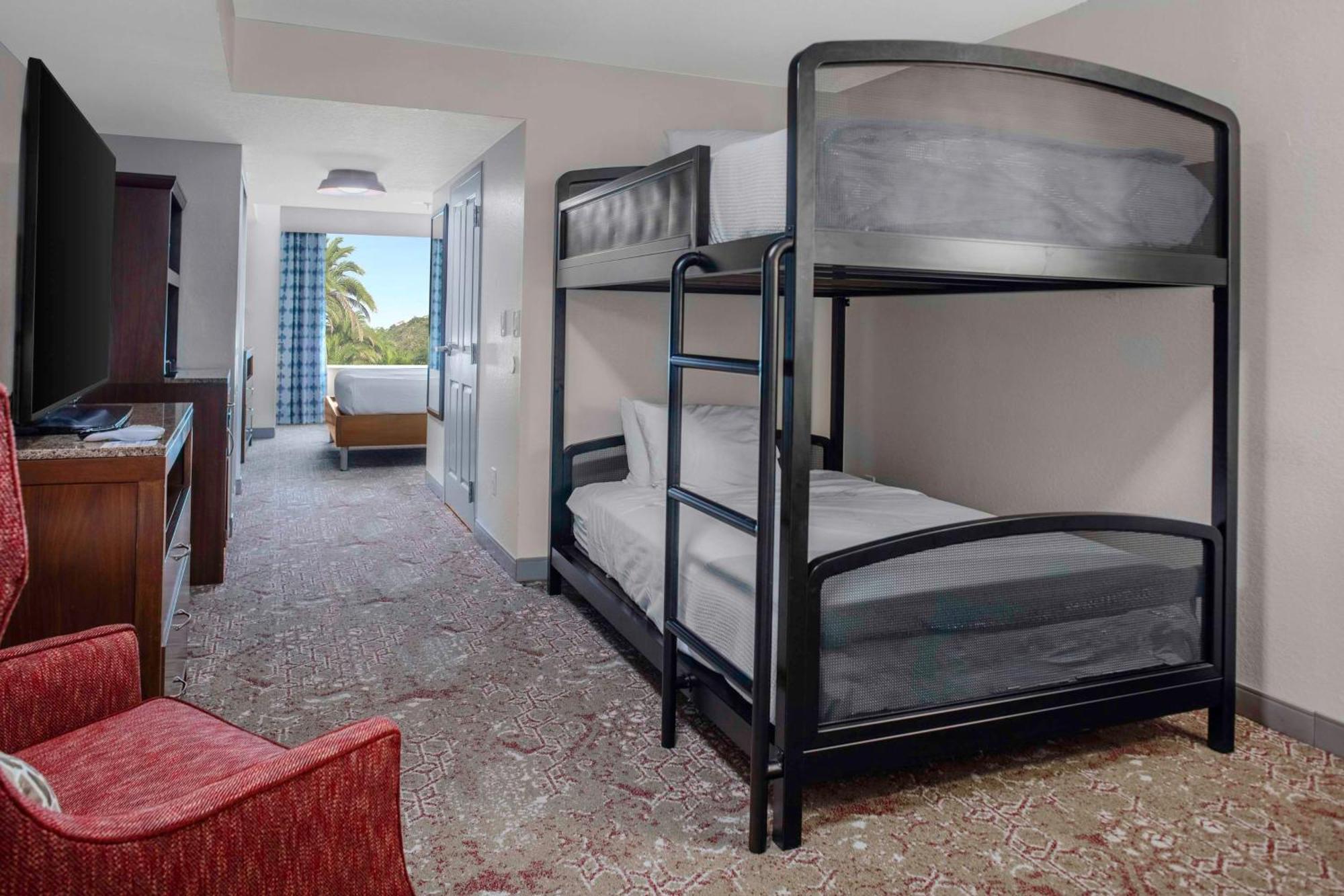 Hilton Garden Inn Sarasota-Bradenton Airport Exterior photo